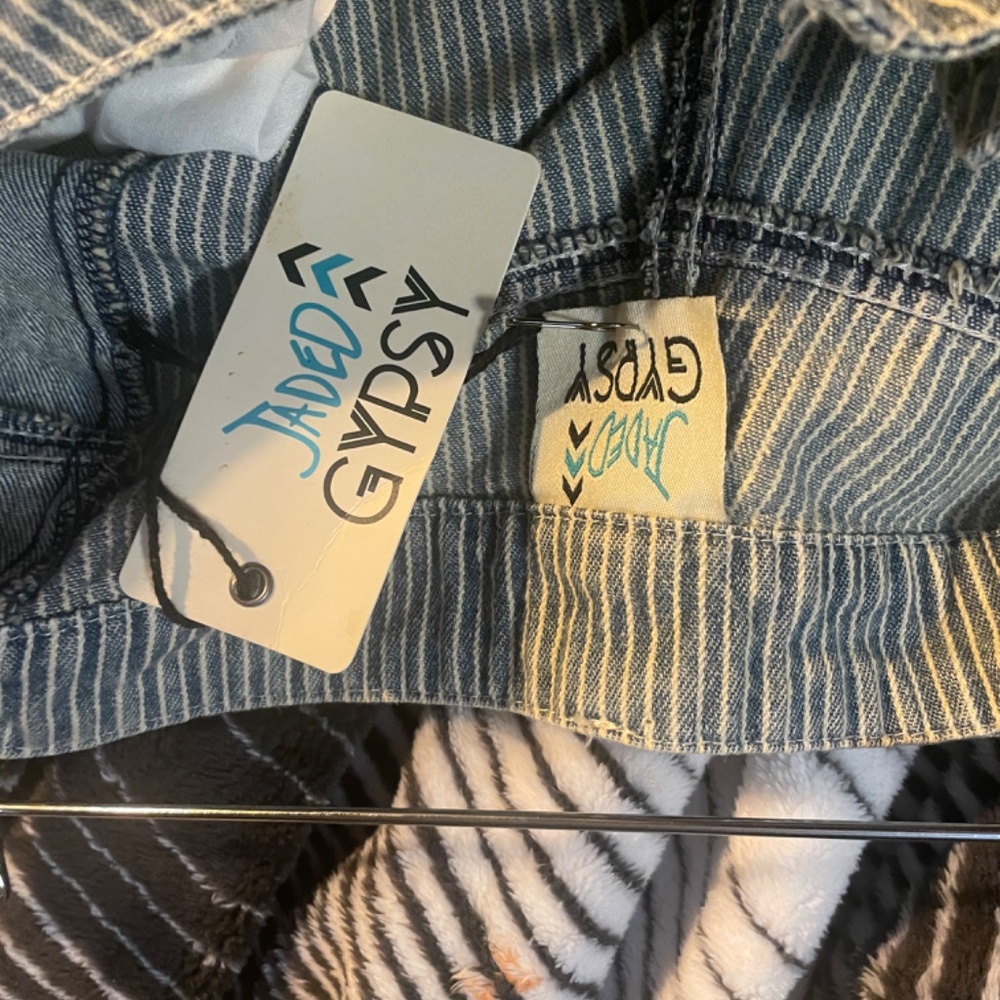 Patchwork Wide-Leg Jeans in Light Blue and Cream - Picture 7 of 14